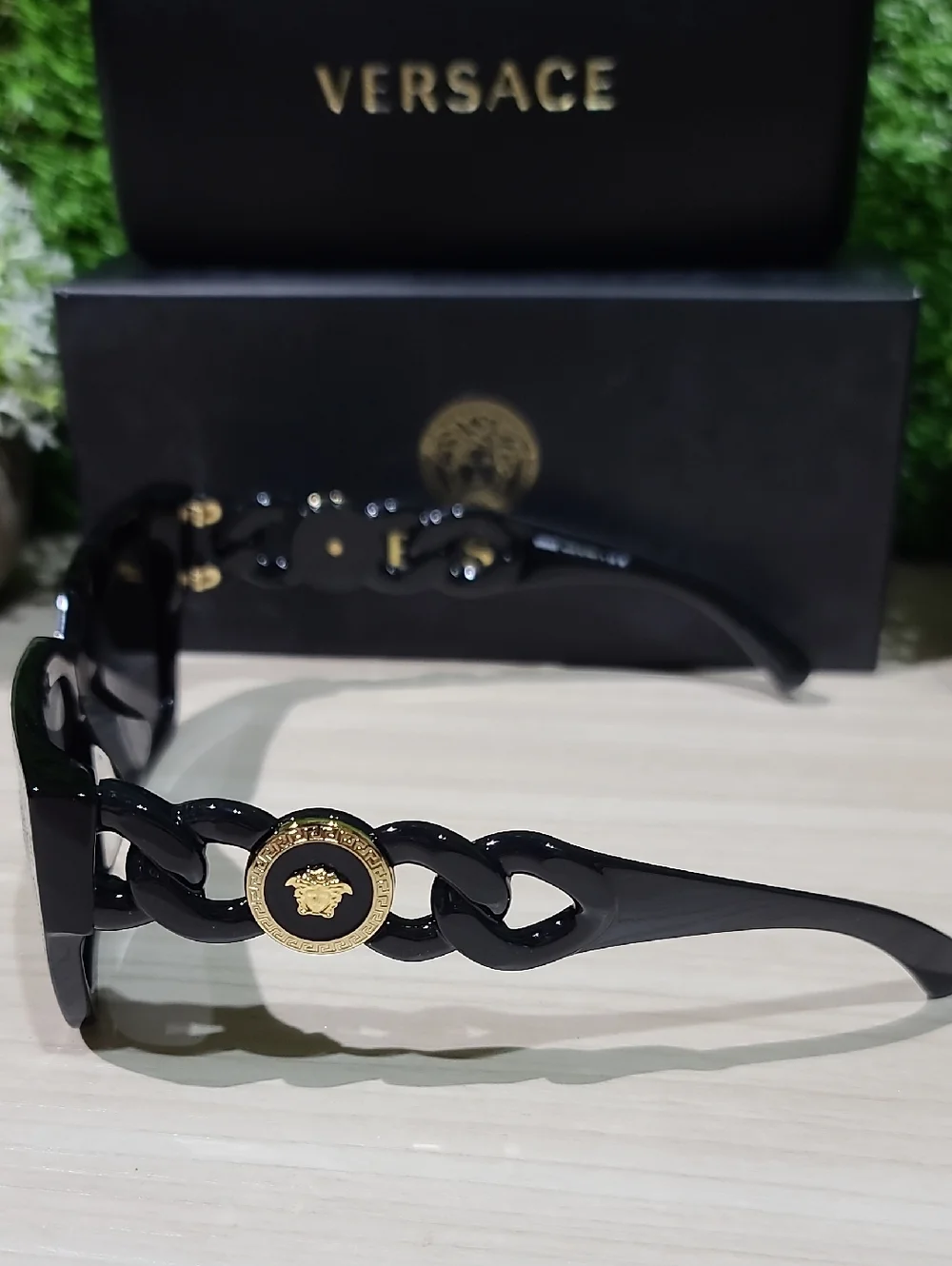 Versace VE4409 Medusa Chain Square Sunglasses / NWT New in Box